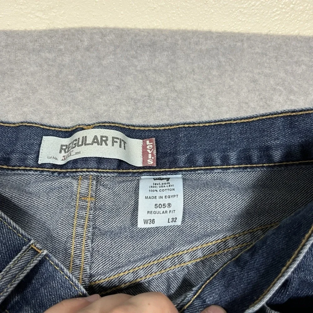 Vintage Levis Jeans Mens 36x32 (Fits 34x32) Blue 505 Straight Denim Cotton Y2K
